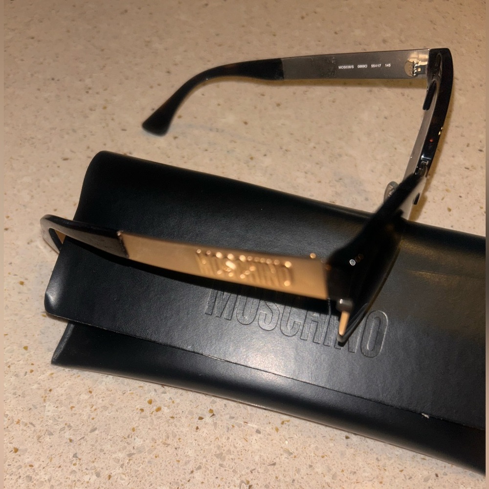 Moschino sunglasses